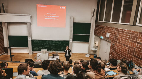 Zum Artikel "Expert Lecture by Prof. Dr. Markus Krajewski"